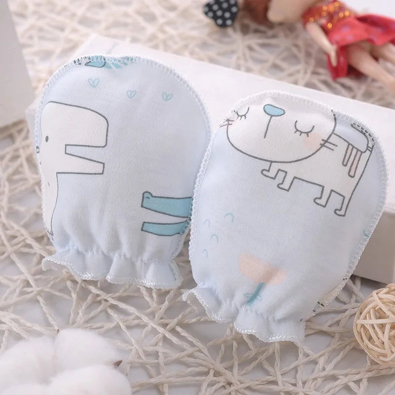5 pairs of infant mittens