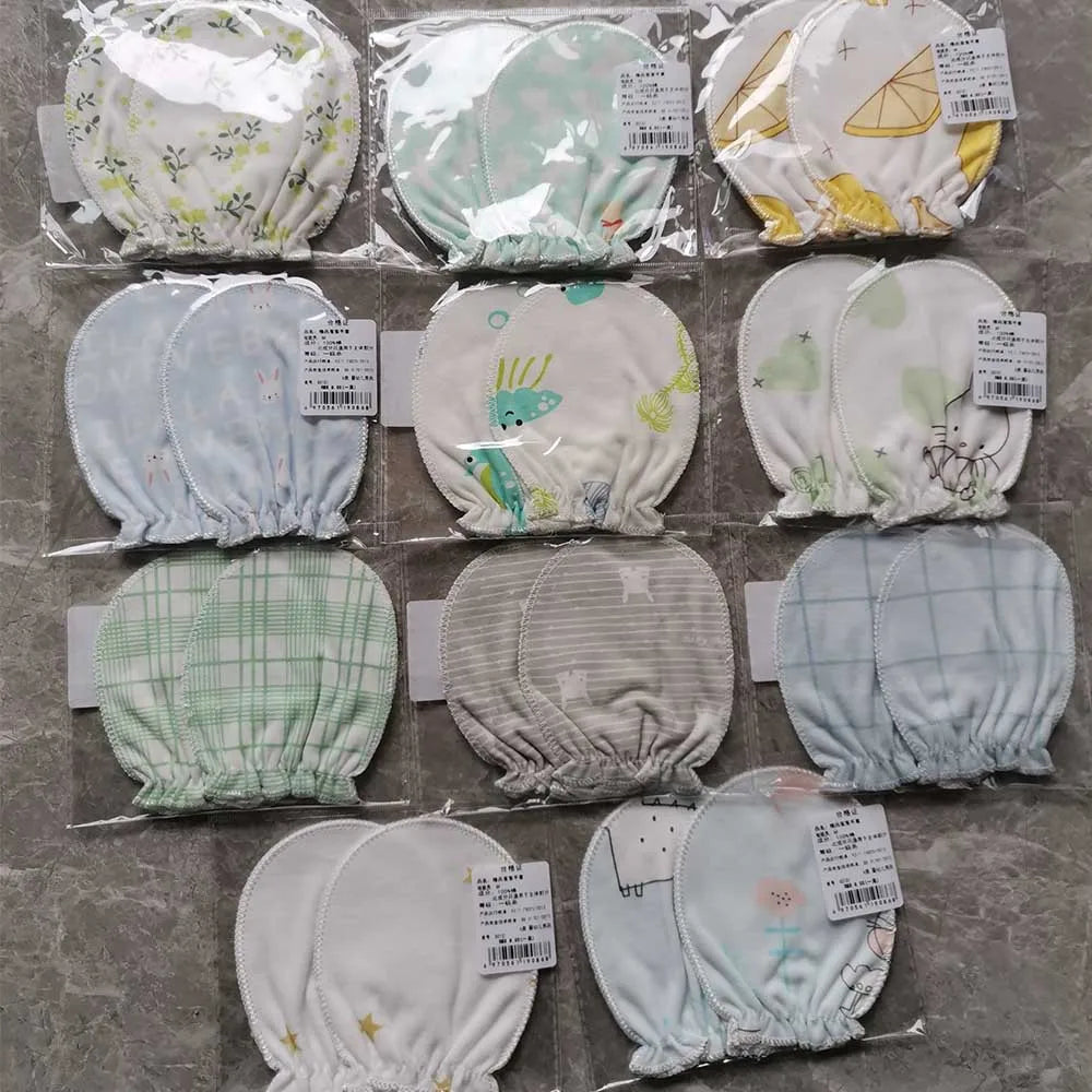 5 pairs of infant mittens