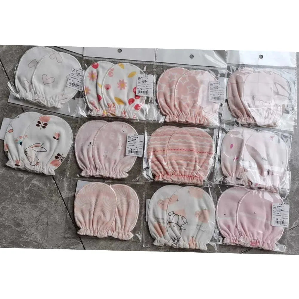 5 pairs of infant mittens