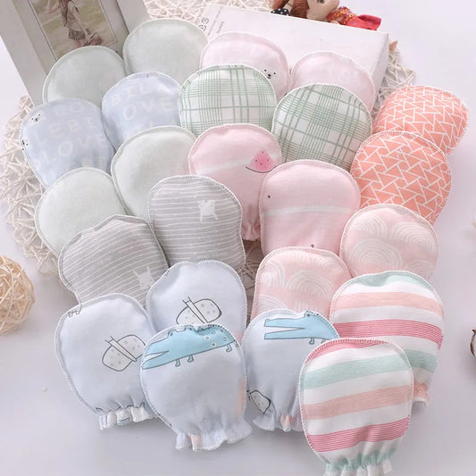 5 pairs of infant mittens